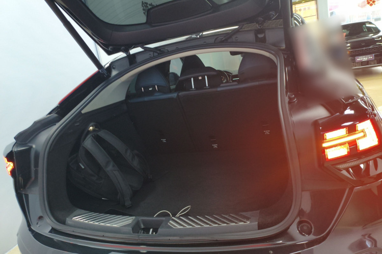 领克05 2022款 2.0TD 两驱耀Halo局部细节23