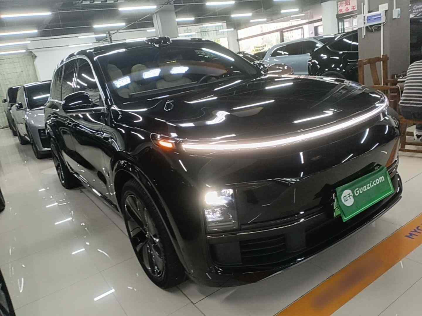 理想汽车 理想L9 2024款 Ultra(5)