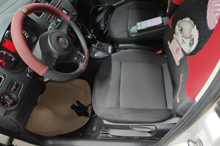 大众 Polo 2013款 1.6L 自动舒适版中控内饰19