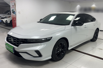 本田 雅阁 2025款 运动系列 260TURBO 豪华版