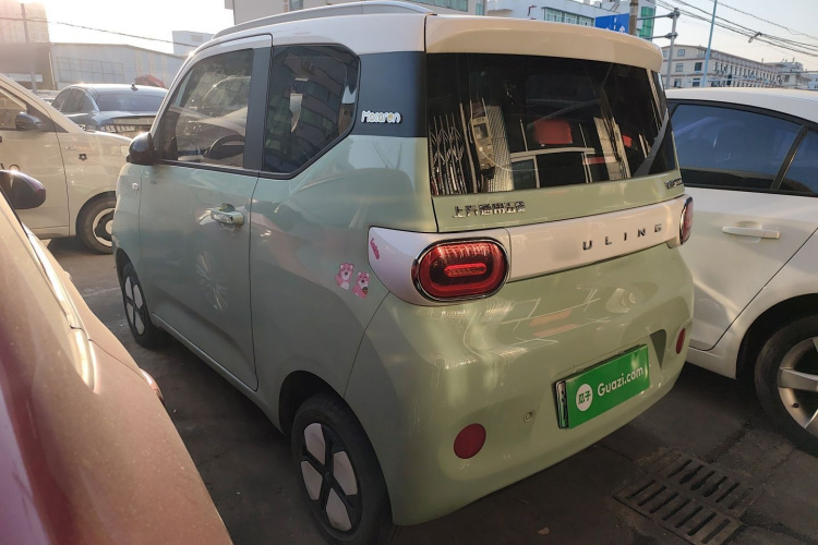 五菱汽车 宏光MINIEV 2024款 第三代 215km 进阶版车身外观4