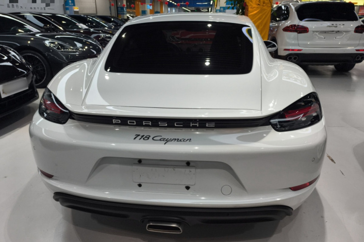 保时捷718 2022款 Cayman 2.0T车身外观6