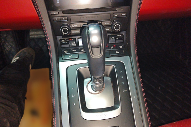 保时捷718 2020款 Cayman 2.0T局部细节18