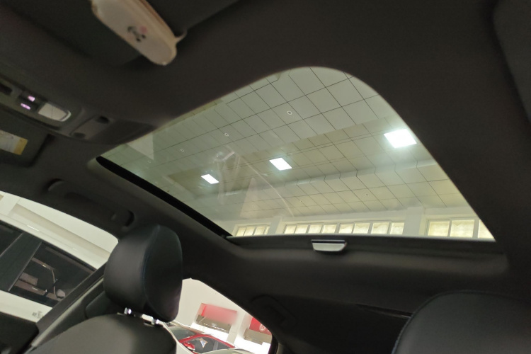 奥迪A3 2018款 30周年年型 Limousine 35 TFSI 时尚型中控内饰22