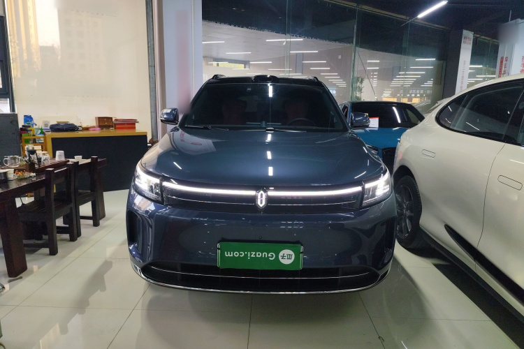 鸿蒙智行 问界M7 2024款 1.5T 智驾后驱Ultra版 5座车身外观2