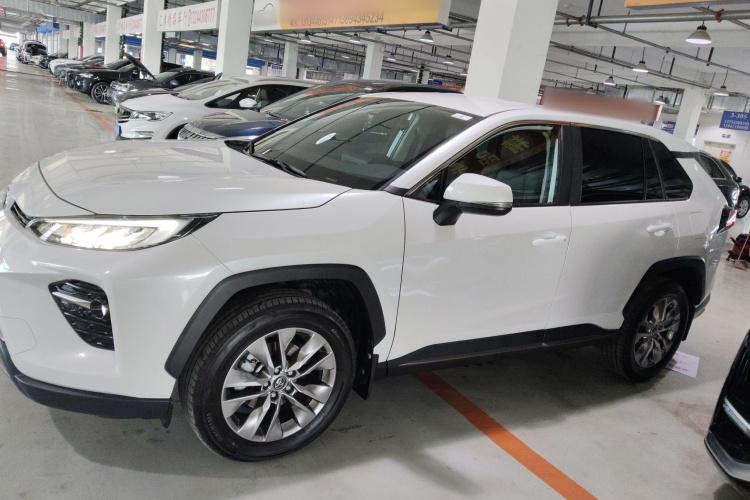 丰田 威兰达 2024款 2.0L CVT两驱领先版车身外观4