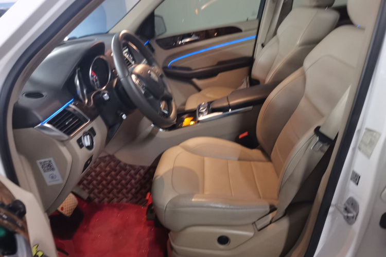 奔驰M级 2014款 ML 400 4MATIC动感型中控内饰19