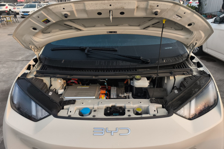 比亚迪 海鸥 2025款 305km 自由版机舱底盘24