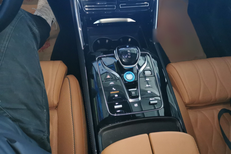 比亚迪 唐新能源 2023款 DM-i 冠军版 112KM 尊享型局部细节18