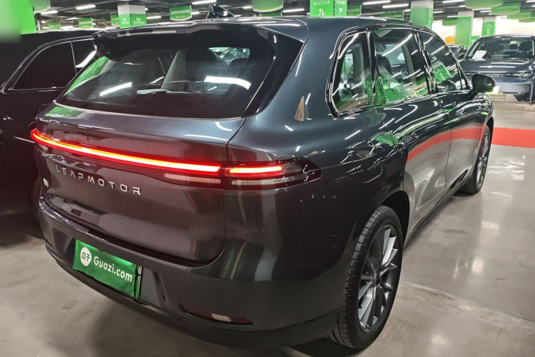 零跑汽车 零跑C10 2024款 210激光雷达版车身外观7