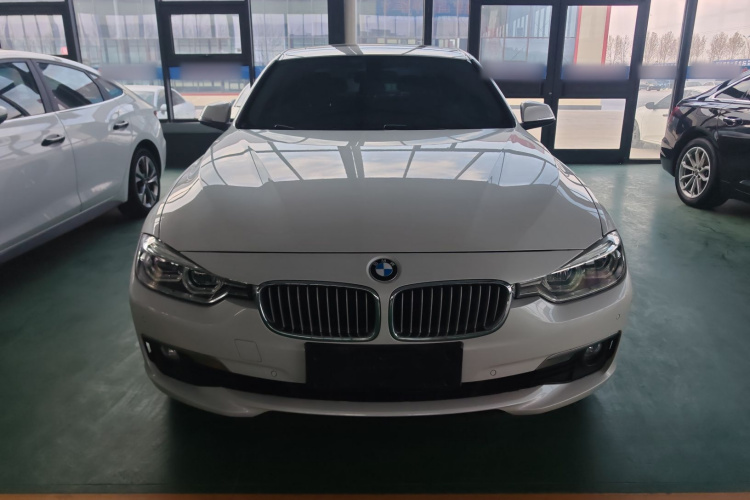 宝马3系 2019款 320Li 时尚型车身外观6001