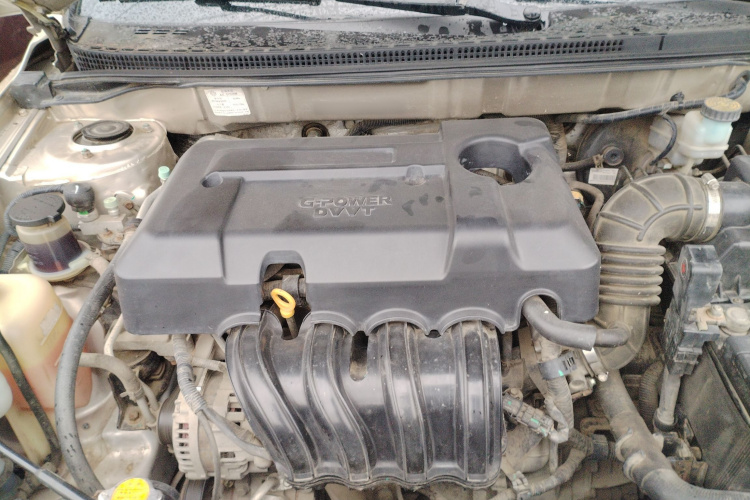 吉利汽车 帝豪 2017款 三厢百万款 1.5L CVT向上版机舱底盘24