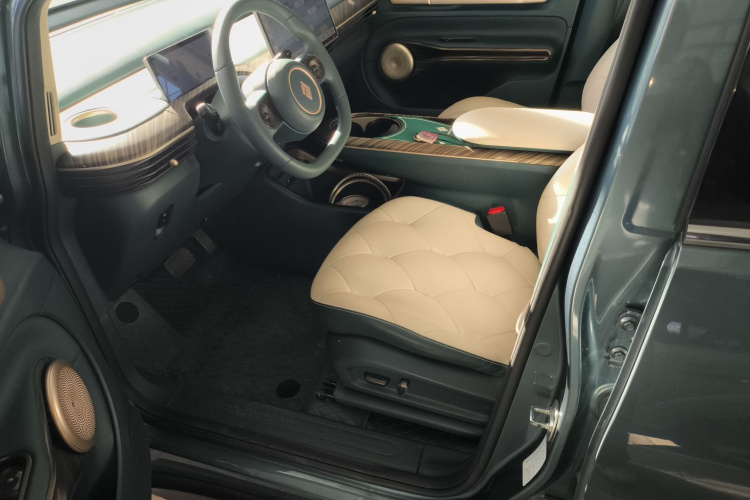 宝骏云朵 2023款 460 Pro中控内饰7003