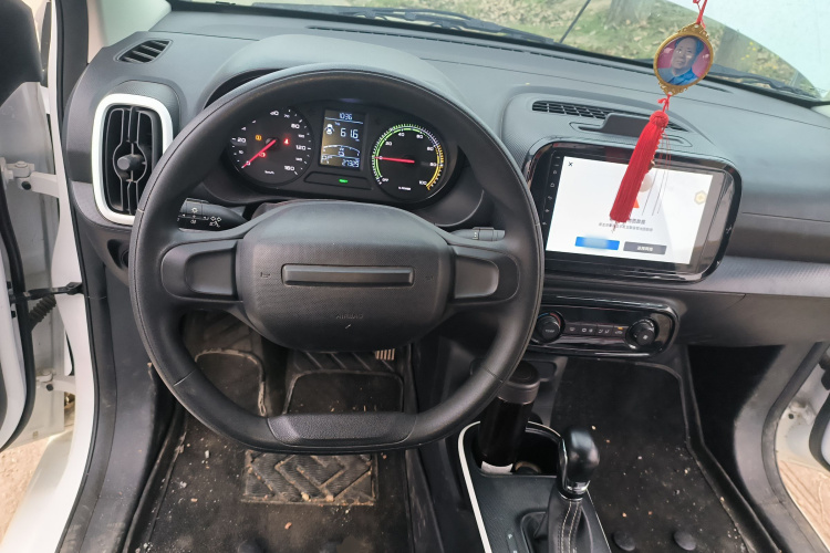 荣威 科莱威CLEVER 2022款 311km元气啵啵版中控内饰13