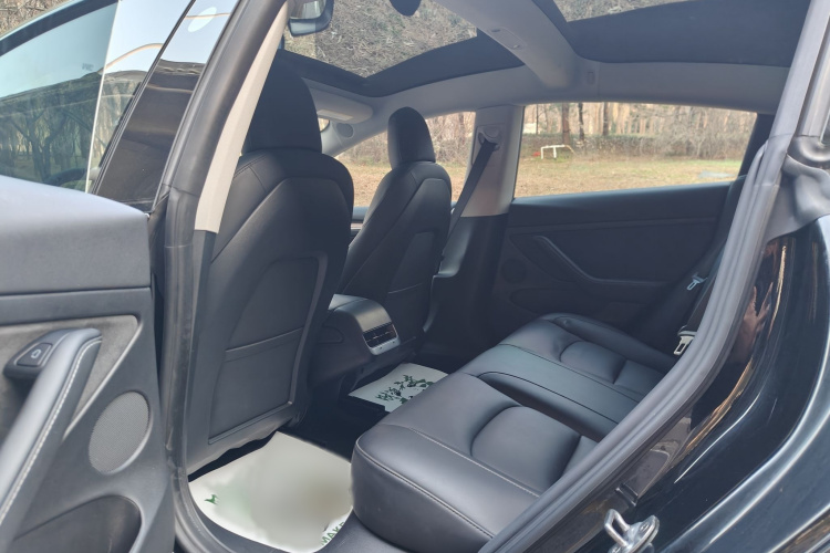 特斯拉 Model 3 2021款 改款 标准续航后驱升级版 3D1中控内饰7004