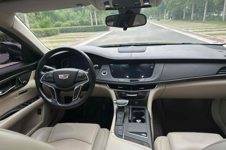 凯迪拉克CT6 2016款 28T 时尚型中控内饰7007