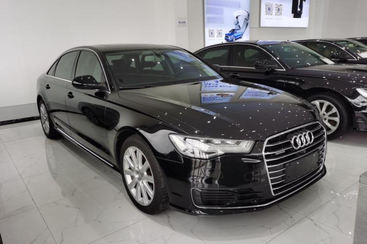 奥迪A6L 2016款 45 TFSI quattro 运动型车身外观3