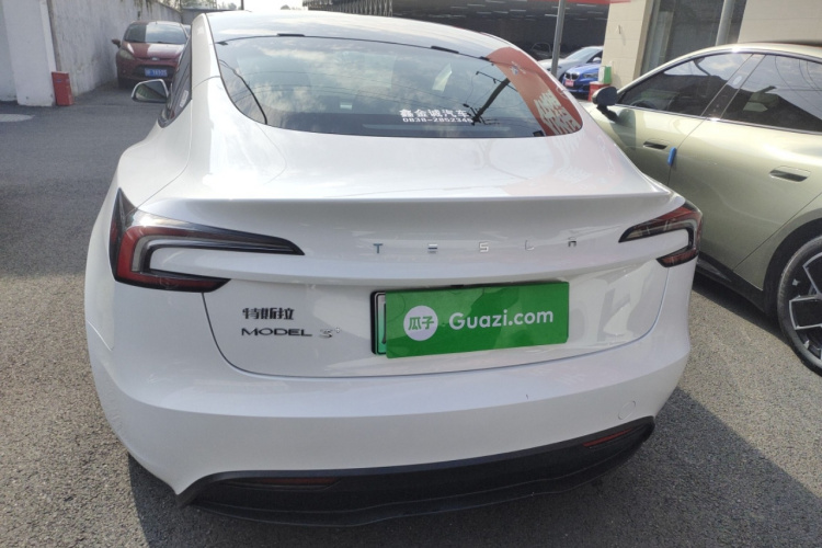 特斯拉 Model 3 2023款 长续航全轮驱动版车身外观6004