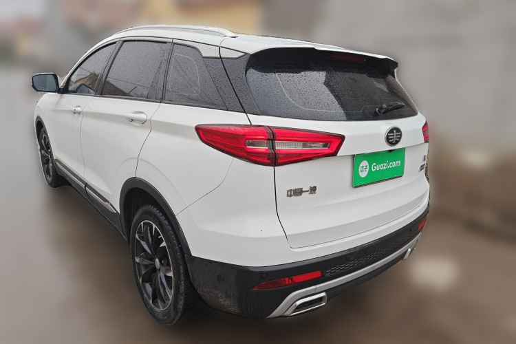 一汽 森雅R9 2018款 1.2T 自动尊贵智悦型车身外观5