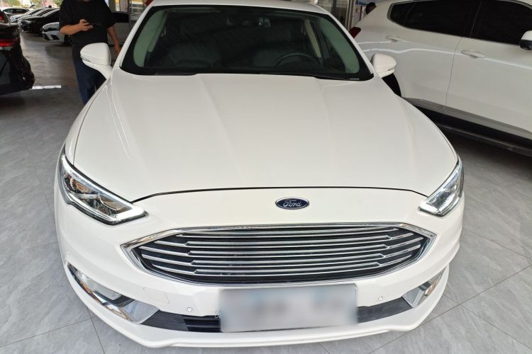 福特 蒙迪欧 2017款 EcoBoost 180 至尊型车身外观6001