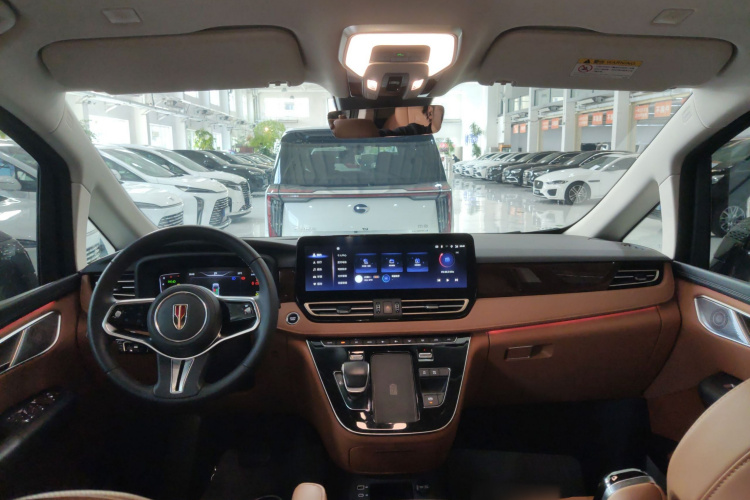 红旗HQ9 2023款 2.0T 智联旗享版中控内饰12