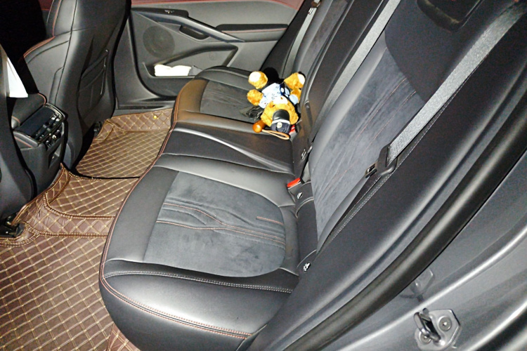 福特 蒙迪欧 2022款 EcoBoost 245 至尊型中控内饰21