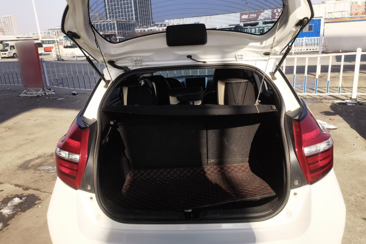 丰田 YARiS L 致炫 2019款 1.5E CVT魅动版 国VI机舱底盘23