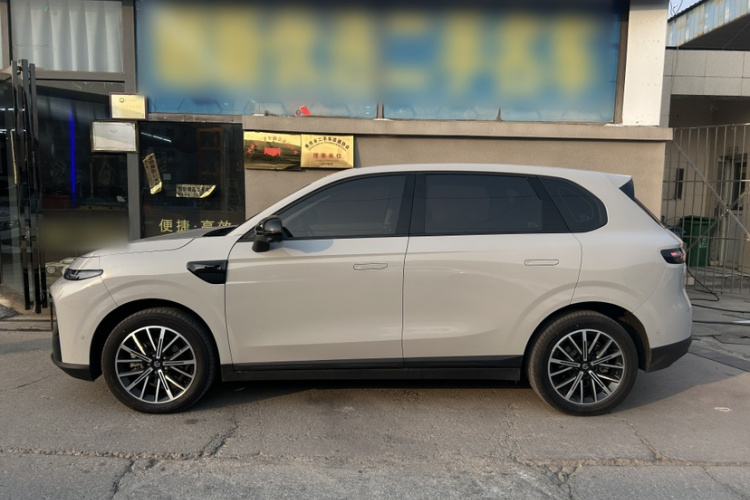 零跑汽车 零跑B10 2025款 510悦享版车身外观6002