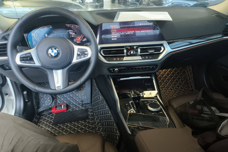 宝马3系 2022款 325Li M运动套装中控内饰12
