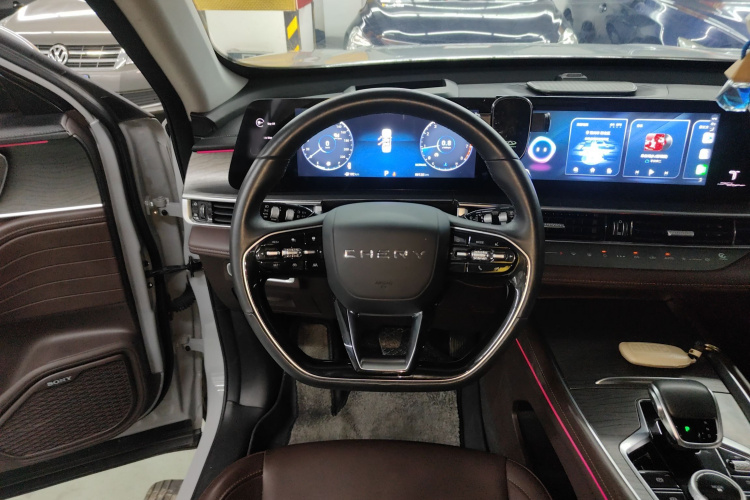 奇瑞 瑞虎8 PRO 2022款 390T 两驱浩瀚版 5座中控内饰13