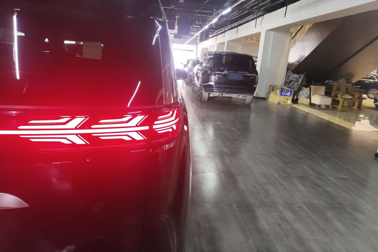 腾势D9 2022款 DM-i 970 四驱旗舰型车身外观9