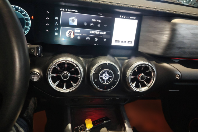 坦克300 2021款 越野版 2.0T 征服者局部细节16