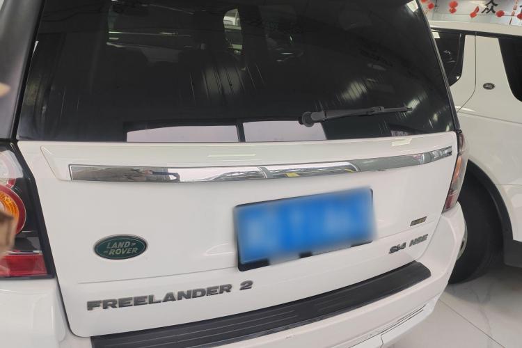 路虎 神行者2 2013款 2.0T Si4 HSE汽油版车身外观6005