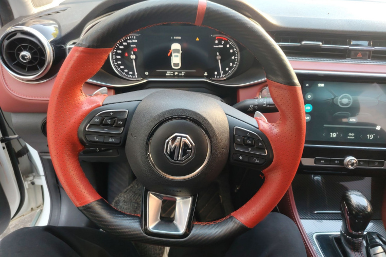 名爵 MG6 2019款 20T 自动Trophy竞技版+运动尾排竞速套装局部细节13