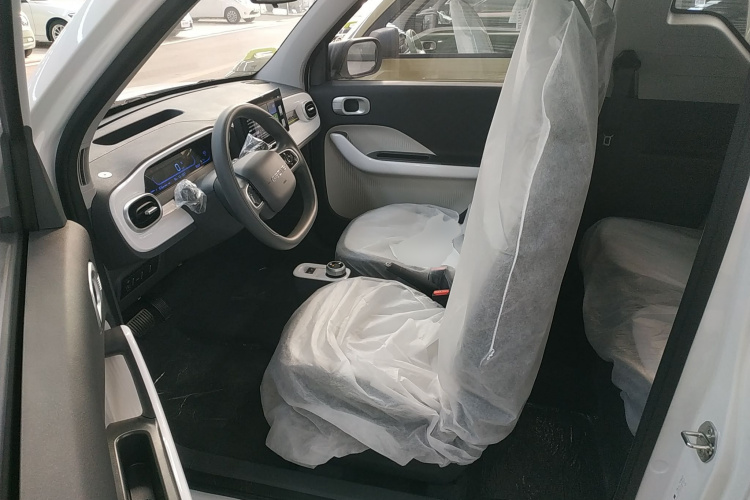 吉利银河 熊猫 2025款 210km 元气熊中控内饰19