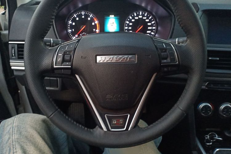 哈弗H6 2018款 红标 运动版 1.5T 手动两驱精英型中控内饰13