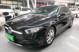 奔驰A级 2022款 改款 A 200 L 运动轿车时尚型