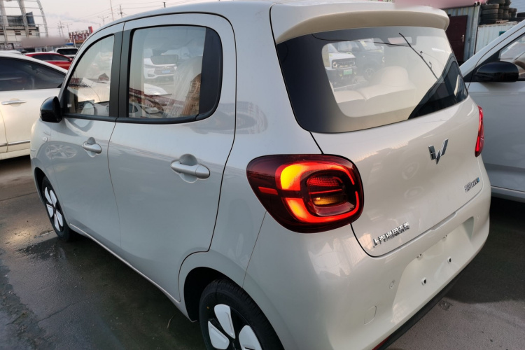 五菱汽车 宏光MINIEV 2025款 四门版 进阶款车身外观6003