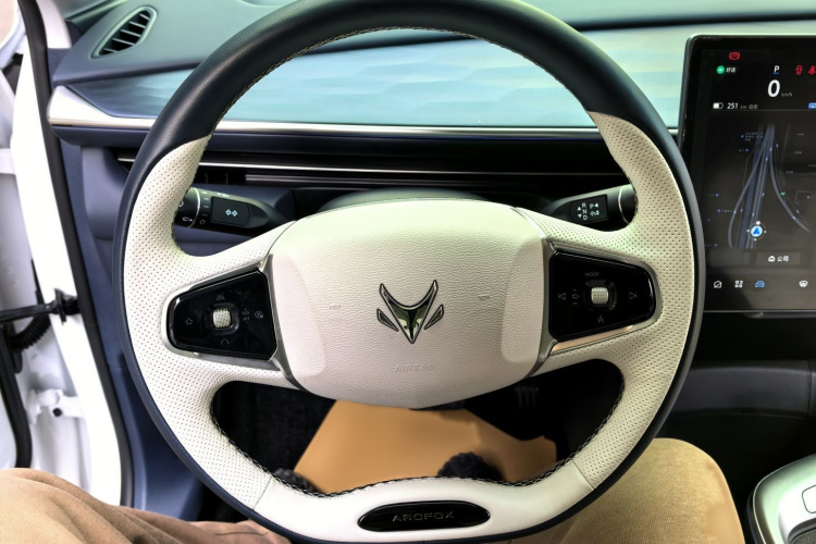 ARCFOX极狐 极狐 阿尔法T5(ARCFOX αT5) 2025款 630 神行版中控内饰7010