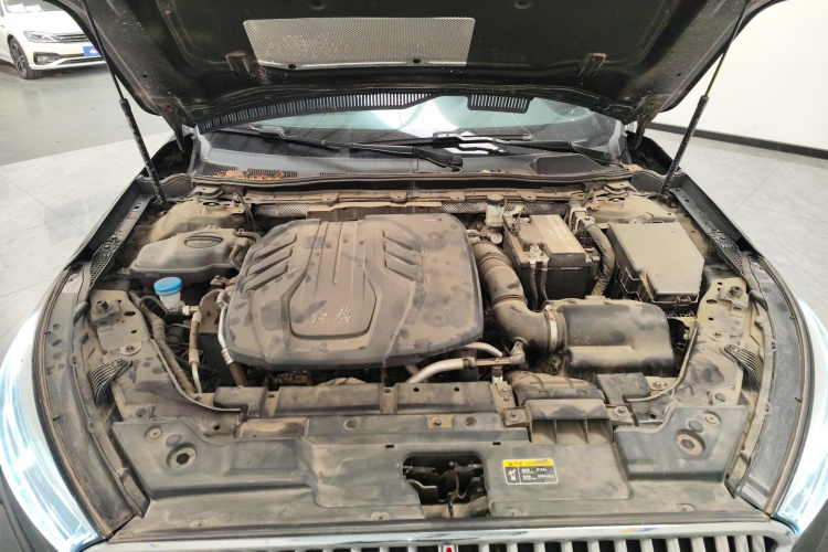 红旗H5 2022款 经典款 改款 1.5T DCT旗韵版机舱底盘24