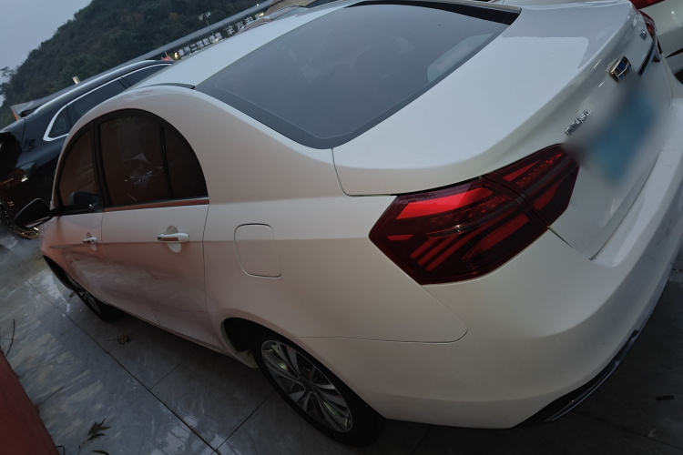 吉利汽车 帝豪 2018款 1.5L CVT向上互联版车身外观4