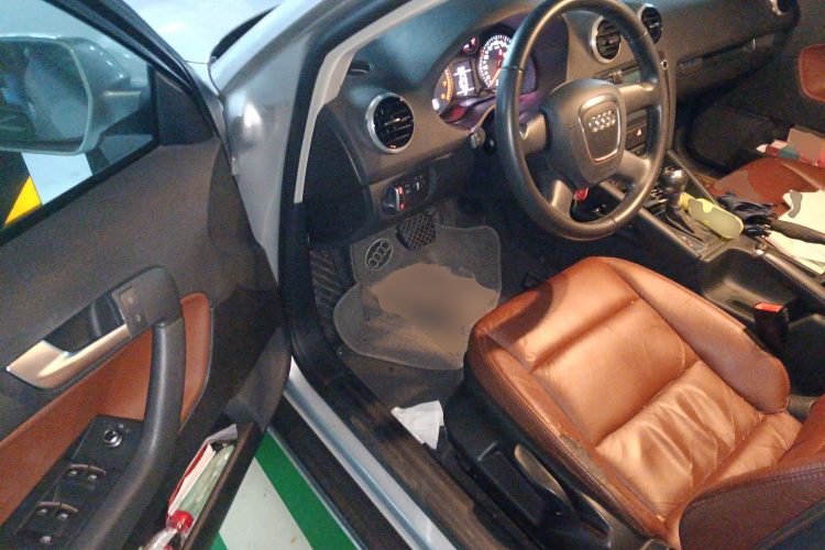 奥迪A3(进口) 2012款 Sportback 1.4T 技术型中控内饰20