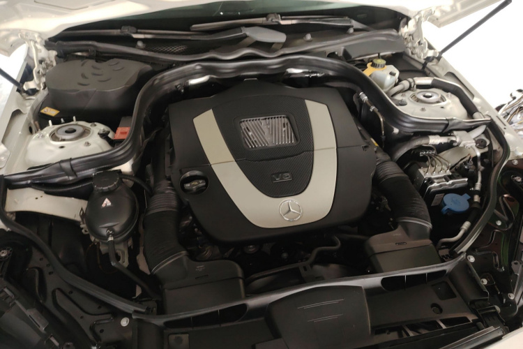 奔驰E级 2014款 E 300 L 运动型局部细节24