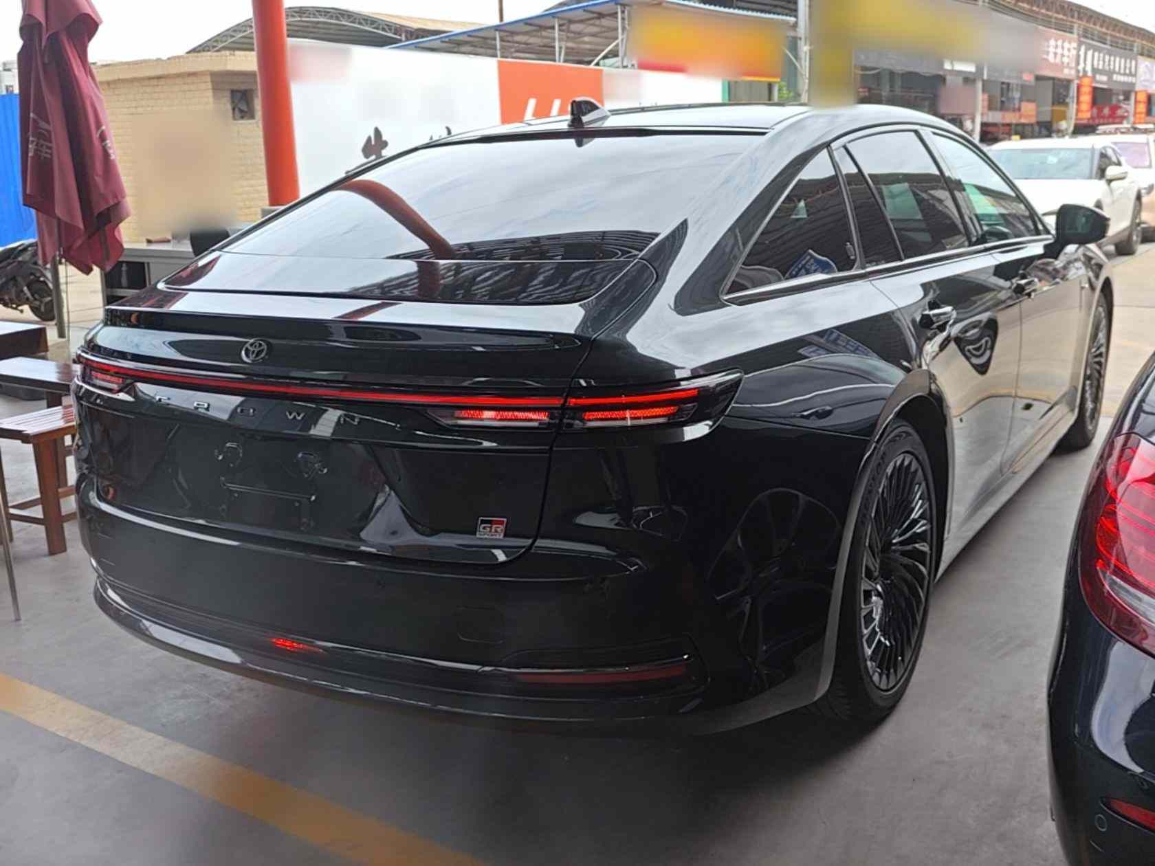 丰田 皇冠(进口) 2024款 2.5L 至尊版(5)