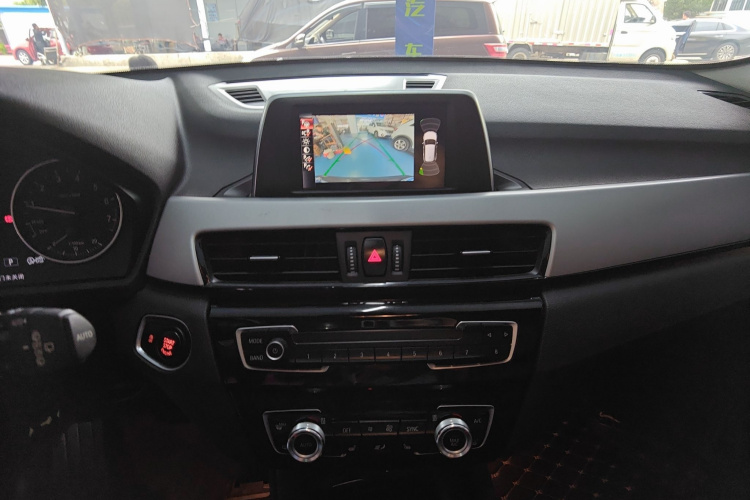 宝马X1 2016款 sDrive18Li 尊享型局部细节16