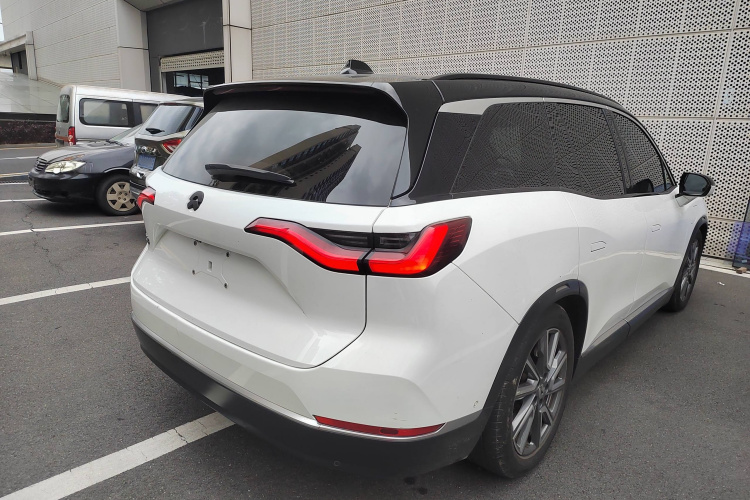 蔚来ES8 2020款 580KM 签名版 六座版车身外观6006