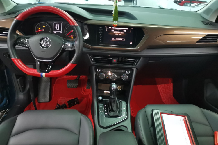 大众 途岳 2020款 330TSI 四驱豪华版PLUS 国VI中控内饰12