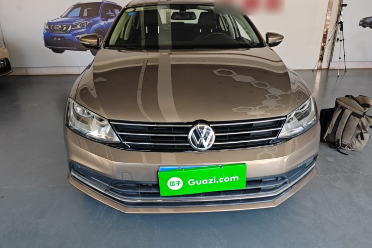 大众 速腾 2018款 1.6L 自动舒适型车身外观2