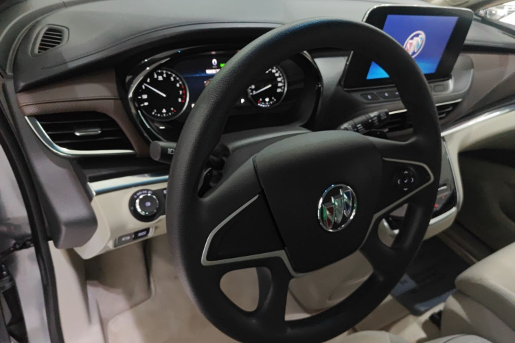 别克GL8 2023款 陆上公务舱 舒适型中控内饰12