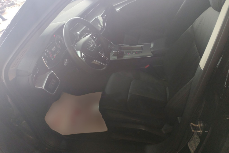 奥迪A6L 2019款 45 TFSI 臻选致雅型中控内饰19